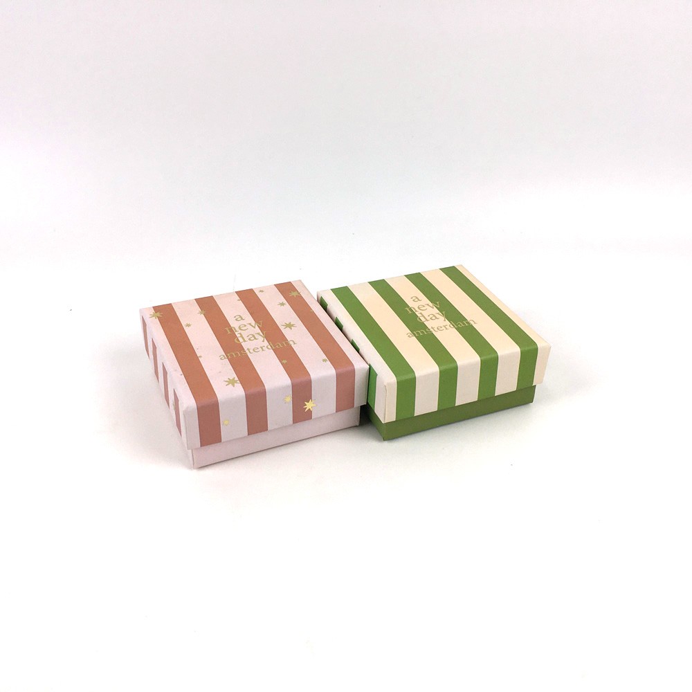 Striped Print Lid and Base Jewelry Gift Box Striped Print Lid and Base Jewelry Gift Box