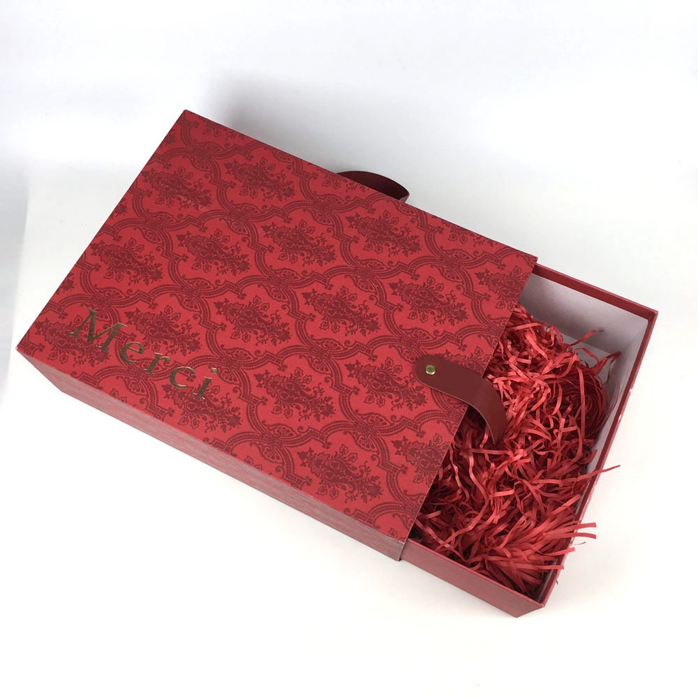 Vintage Floral Suitcase Style Rigid Perfume Gift Boxes with PU Handle In Stock